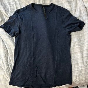 Mens lululemon shirt